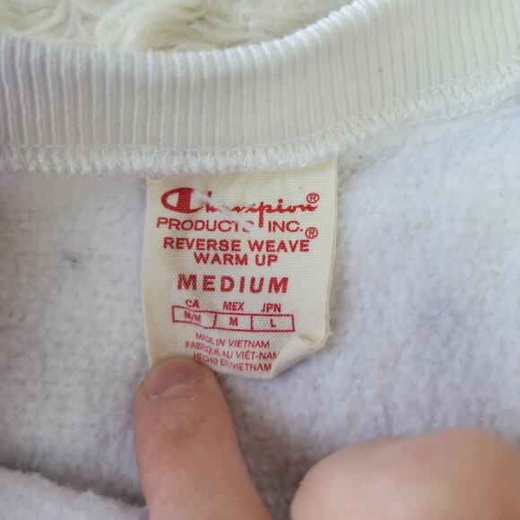 Champion Oversized Cropped Raw Edge Reverse Weave women's Crewneck medium - Picture 9 of 9